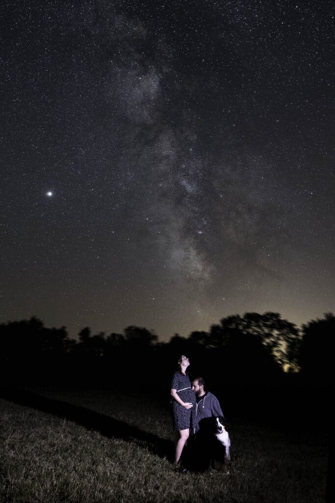 Pregnancy session under the milky way