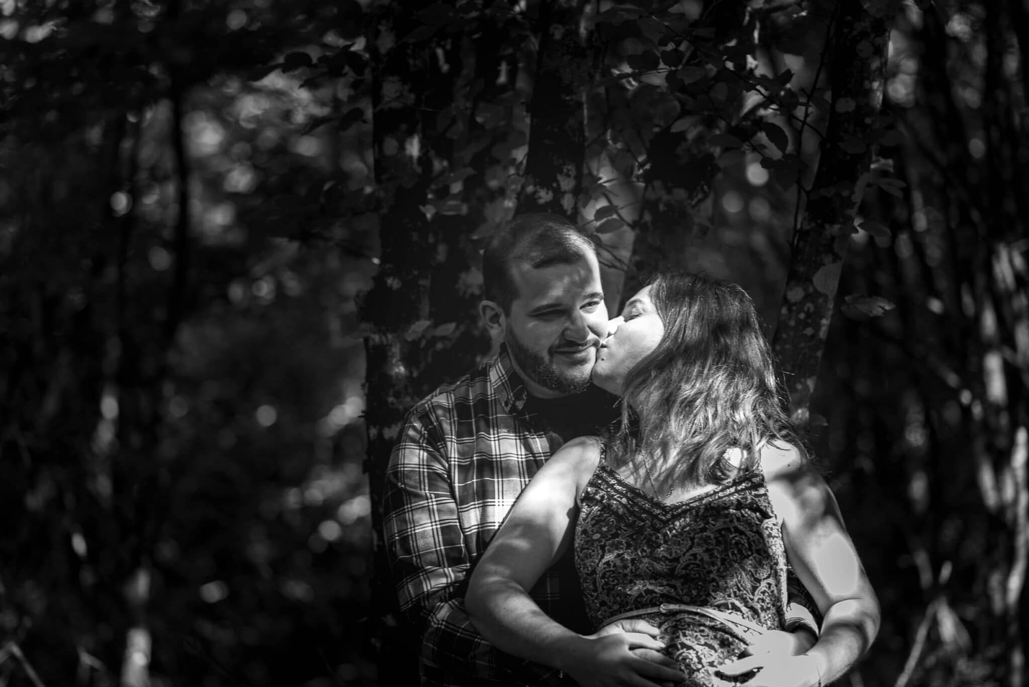 Cédrine et Benjamin dans la forêt de la Grésigne