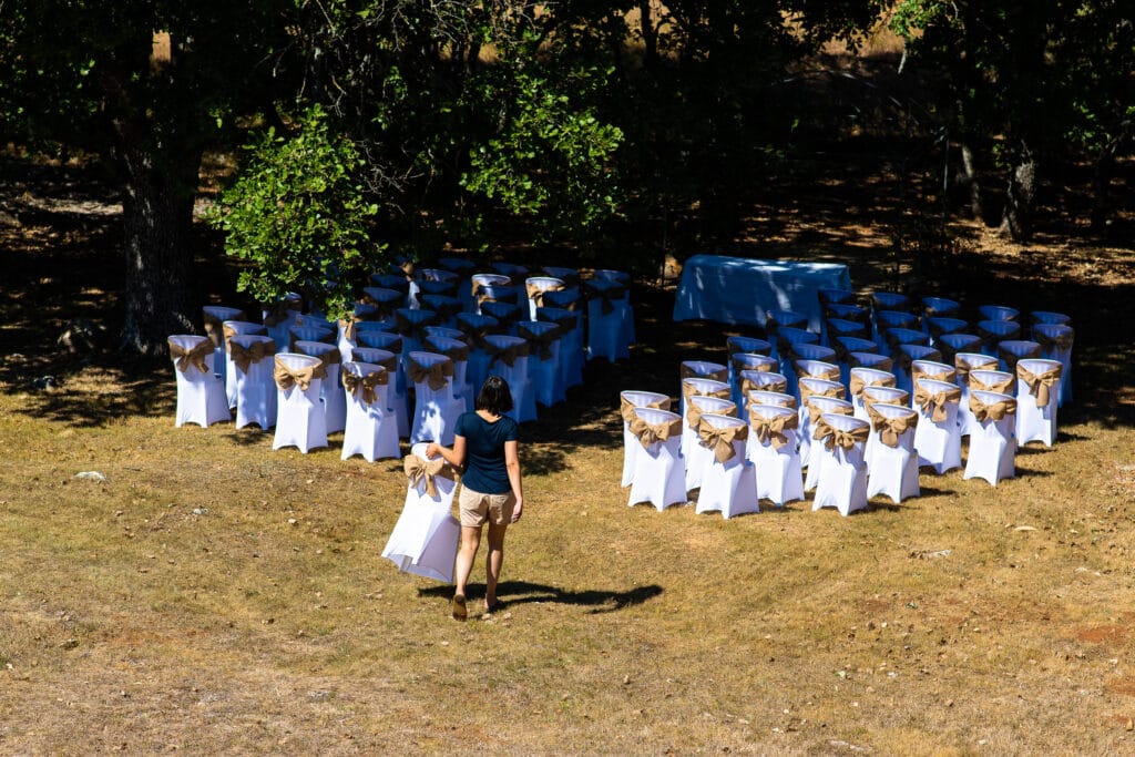 Installation du lieu de la cérémonie civile